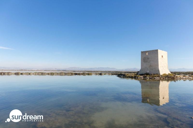 Piso en venta obra nueva con garaje en Santa Pola