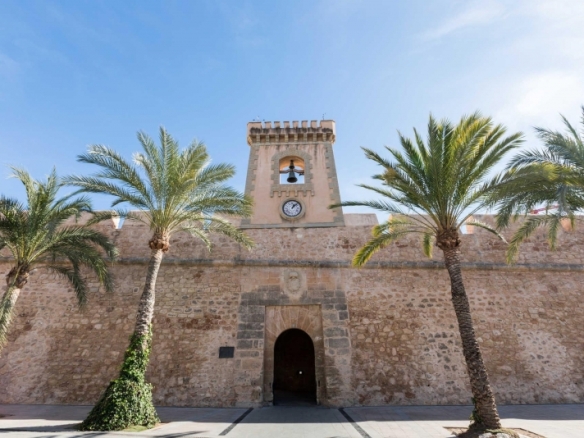 Piso en venta obra nueva con garaje en Santa Pola