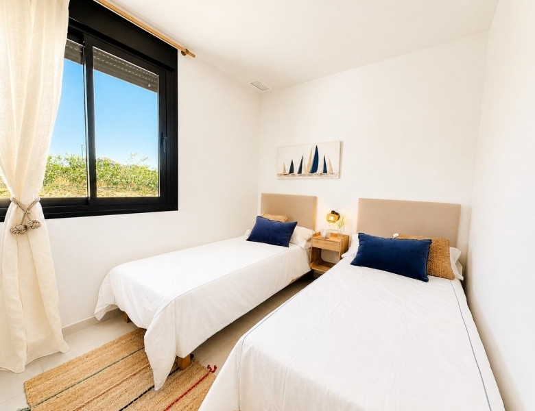 Adosado moderno de 2 dormitorios listo para entrar a vivir a la venta en Altaona Gof Resort(Murcia)
