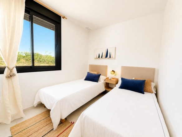 Adosado de 3 dormitorios con gran terraza listo para entrar a vivir a la venta en Altaona Golf Resort, Murcia