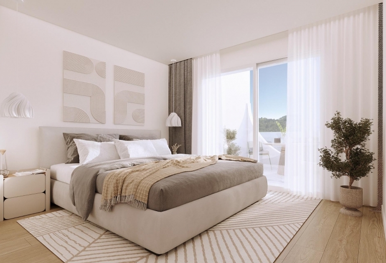 Bungalow de planta alta con 3 dormitorios y gran solarium a la venta en La Manga Club