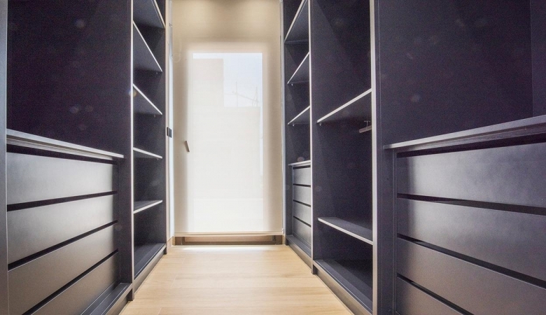 Villa de 5 dormitorios con piscina privada llave en mano a la venta en Finestrat