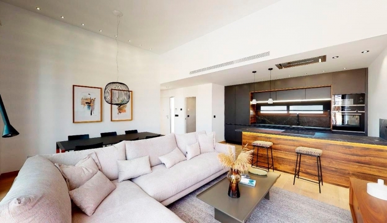 Villa de 5 dormitorios con piscina privada llave en mano a la venta en Finestrat
