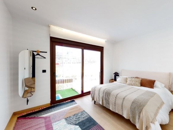 Villa de 5 dormitorios con piscina privada llave en mano a la venta en Finestrat