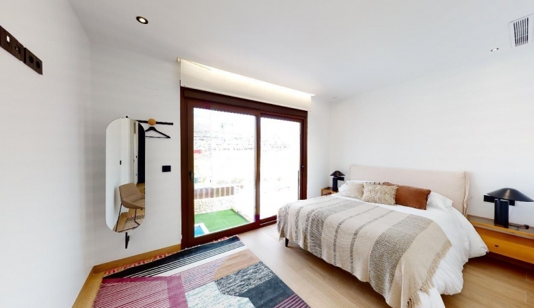 Villa de 5 dormitorios con piscina privada llave en mano a la venta en Finestrat