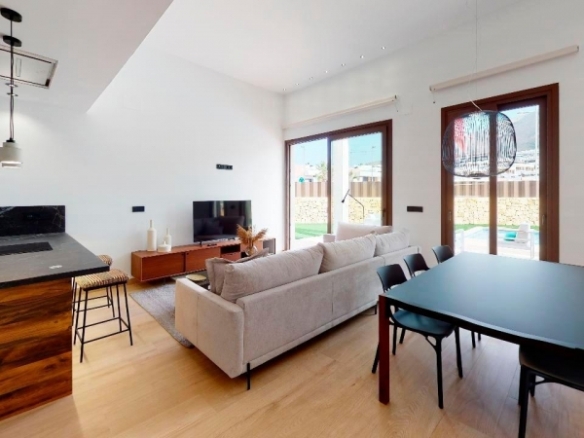 Villa de 5 dormitorios con piscina privada llave en mano a la venta en Finestrat