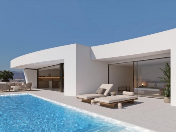 Villa de lujo de nueva construcción con 4 dormitorios y vistas panorámicas al mar en venta en Cumbre del Sol