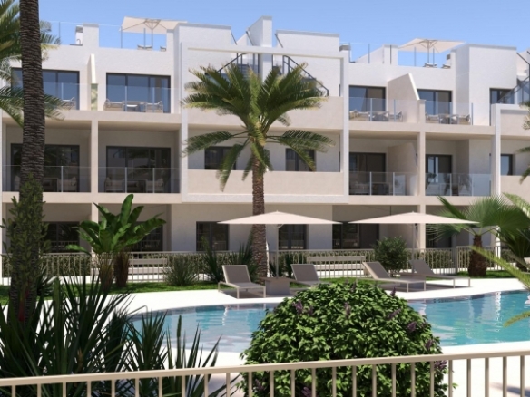 Apartamento de planta baja con 2 dormitorios a la venta en Torrepacheco, Murcia