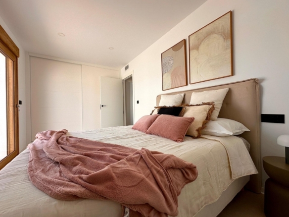 Bungalow de planta baja con 2 dormitorios a 800 m de la playa en San Pedro del Pinatar