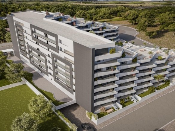 Apartamento de nueva construcción con 3 dormitorios en San Miguel de Salinas(Alicante)
