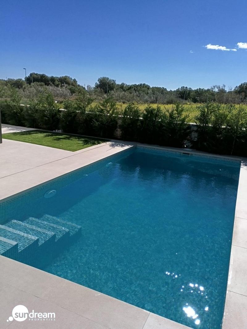 g_43718-4-28 Villa de una sola planta con 3 dormitorios y piscina privada en el campo de golf(Pilar de la Horadada)
