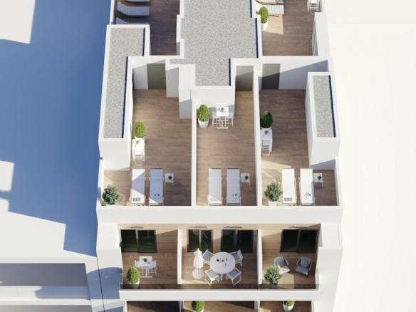 Ático de nueva construcción con un 1 dormitorio y solarium privado a solo 600 de la playa en Torrevieja