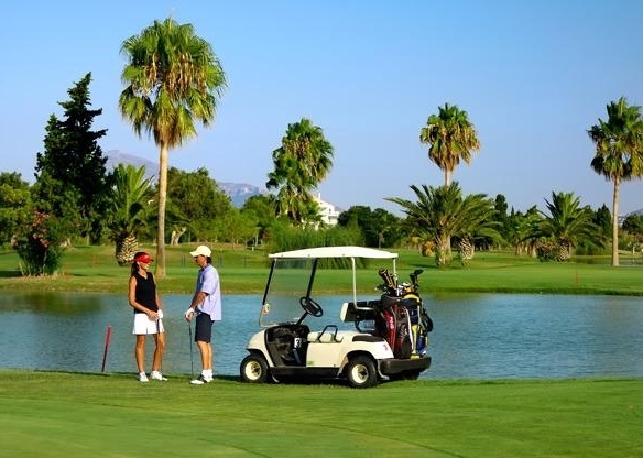 Villa de lujo obra nueva zona playa en Oliva Nova Golf
