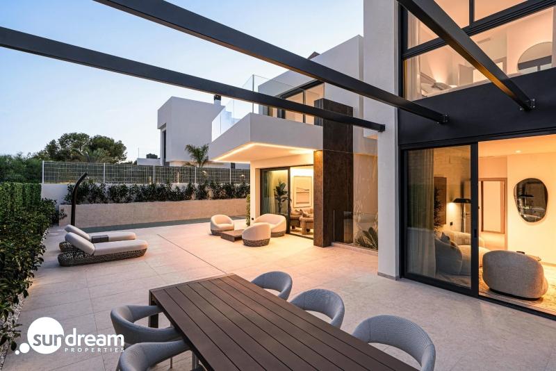 Exclusivas villas de alta calidad con piscina privada y vistas en La Nucia