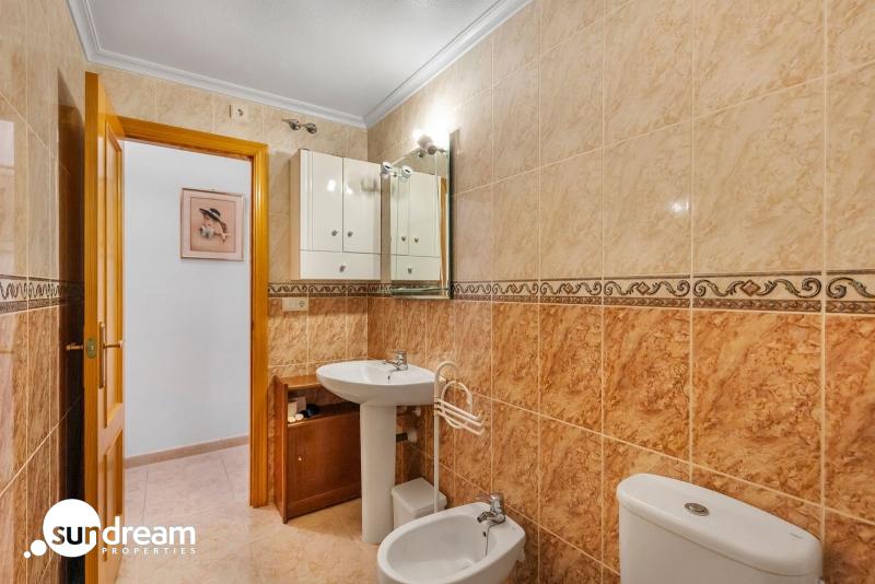 g_44008-23-12 Apartamento en Torrevieja