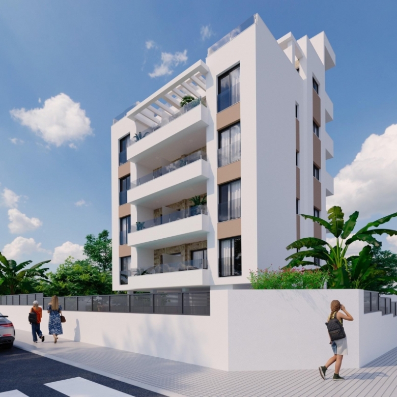 Apartamento de nueva construcción con 2 dormitorios y piscina comunitaria en Torrevieja