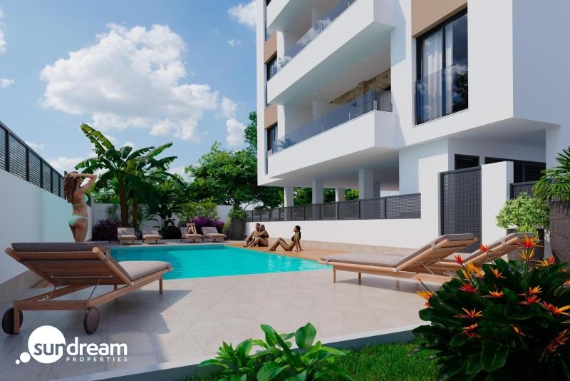 Apartamento de nueva construcción con 2 dormitorios y piscina comunitaria en Torrevieja