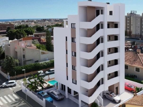 Apartamento de nueva construcción con 2 dormitorios y piscina comunitaria en Torrevieja
