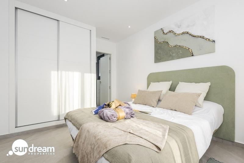 g_44067-48-8 Apartamento de nueva construcción con 2 dormitorios y piscina comunitaria en Torrevieja