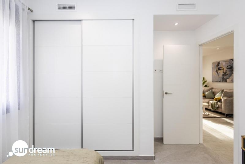 g_44067-48-9 Apartamento de nueva construcción con 2 dormitorios y piscina comunitaria en Torrevieja