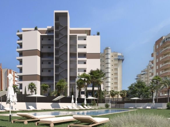 Ático con 3 dormitorios y una amplia terraza a la venta en Guardamar del Segura