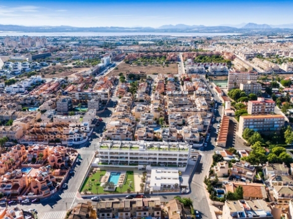 Apartamento de 1 dormitorio con licencia turística a 300 m de la playa en Torrevieja