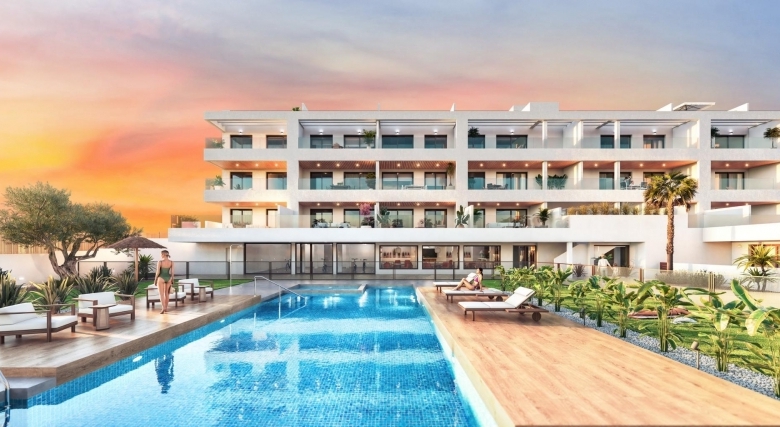 Apartamento de 2 dormitorios con licencia turística a 300 m de la playa en Torrevieja