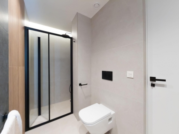 Apartamento de 1 dormitorio en planta baja a 300m del mar en Santiago de La Ribera