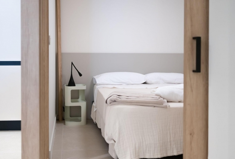 Apartamento de 1 dormitorio en planta baja a 300m del mar en Santiago de La Ribera