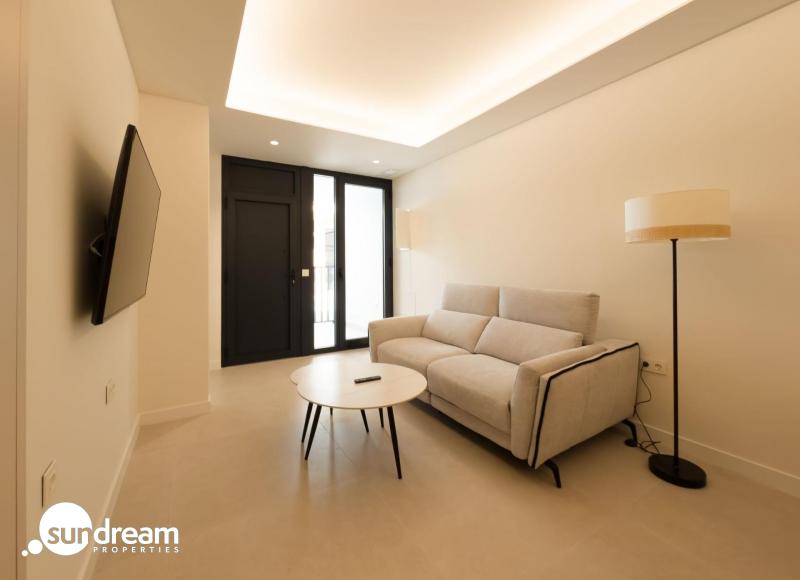 Apartamento de 1 dormitorio en planta baja a 300m del mar en Santiago de La Ribera