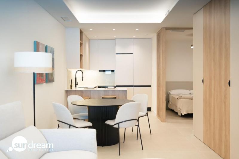 Apartamento de 1 dormitorio en planta baja a 300m del mar en Santiago de La Ribera