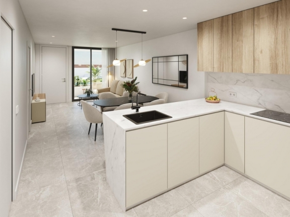 Bungalow de planta alta de 2 dormitorios y solarium privado a la venta en Pilar de la Horadada